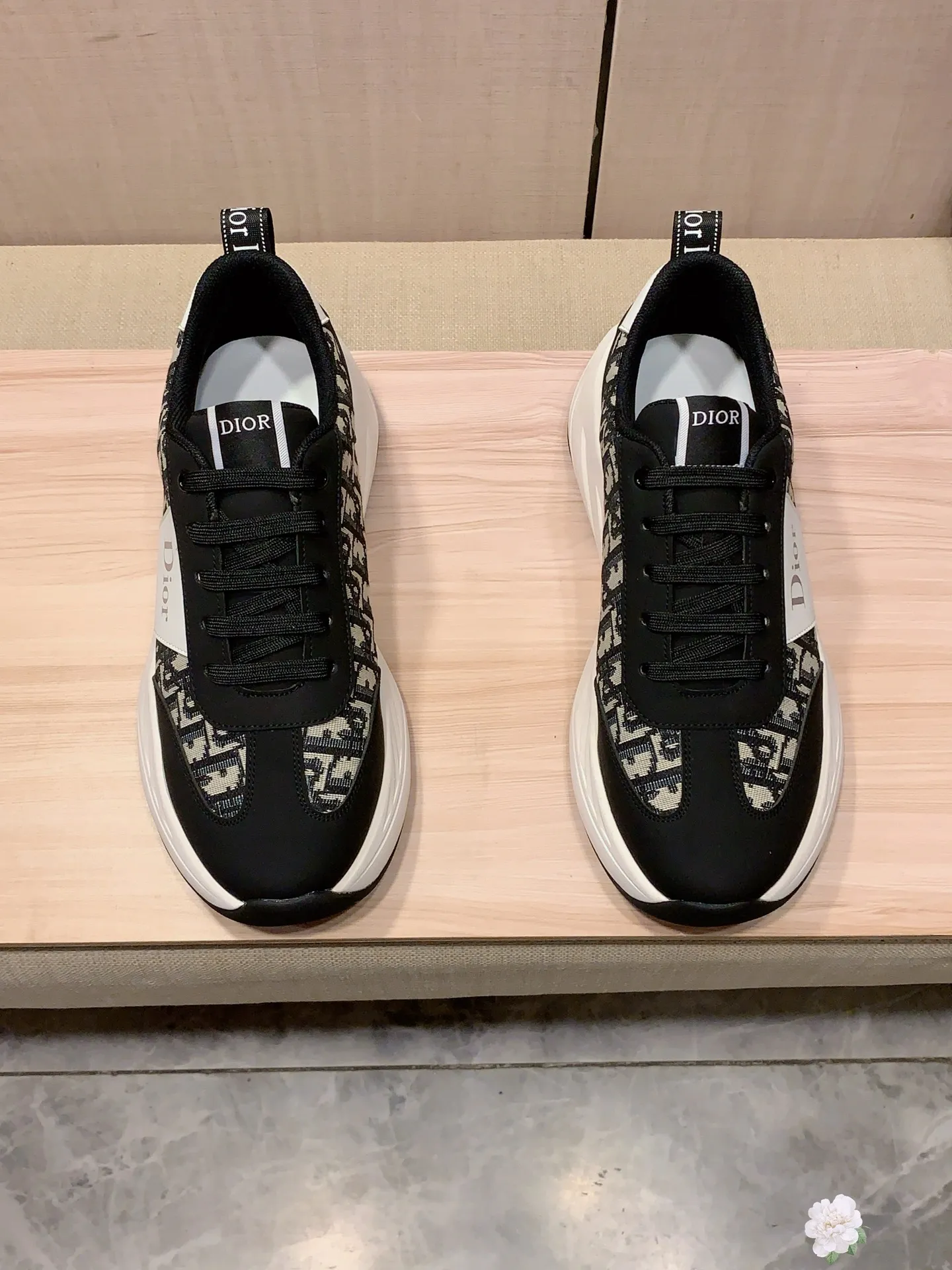 Men's Men's Shoes💰460💰💰🎩🎩[Lightning][Lightning] "Dior DIOR*" The latest and most popular casual shoes, top brand [seduce] luxury~purchase, top~quality. [Strong] The upper is made of imported breathable cowhide with material ➕ breathable sheepskin feet (•) and fine workmanship. The original stylish and stylish soft rubber wear-resistant and non-slip outsole is light and comfortable on the feet. The real thing looks better when photographed. 305: code: 38-44, 2️⃣ colors selected